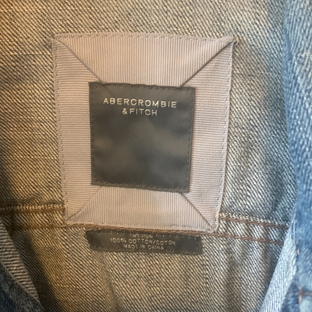 Jean Jacket Abercrombie & Fitch - Picture 2 of 6